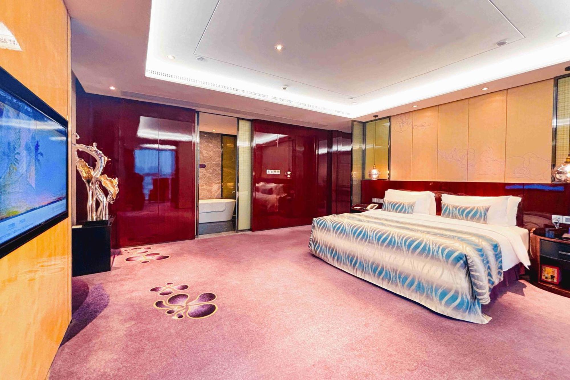 Sentosa Hotel Shenzhen Feicui Branch, Enjoy Tropical Swimming Pools And High-Class Fitness Club ภายนอก รูปภาพ
